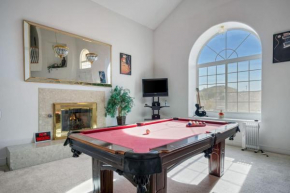 466 Massive 5 bedroom close to the strip